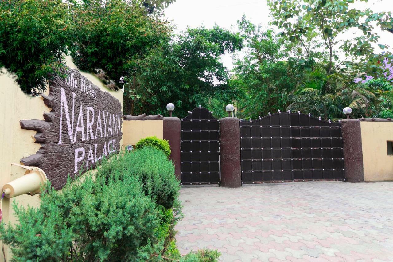 Hotel The Narayana Palace By Salvus à Rishīkesh Extérieur photo